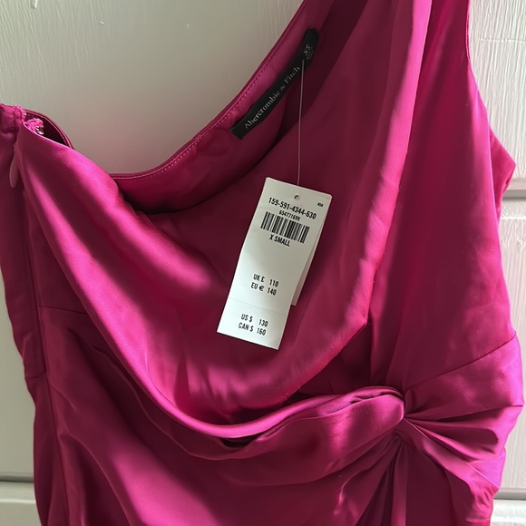 Abercrombie & Fitch satin one shoulder dress new with tags - Picture 4 of 6